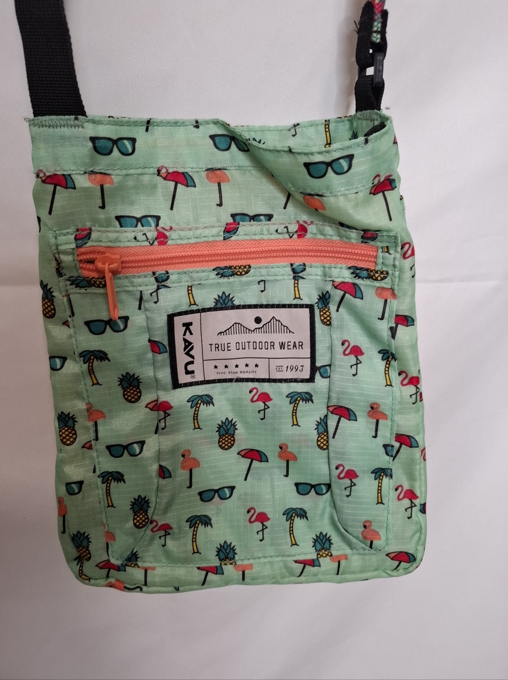 Kavu Keeper Crossbody Beach Party